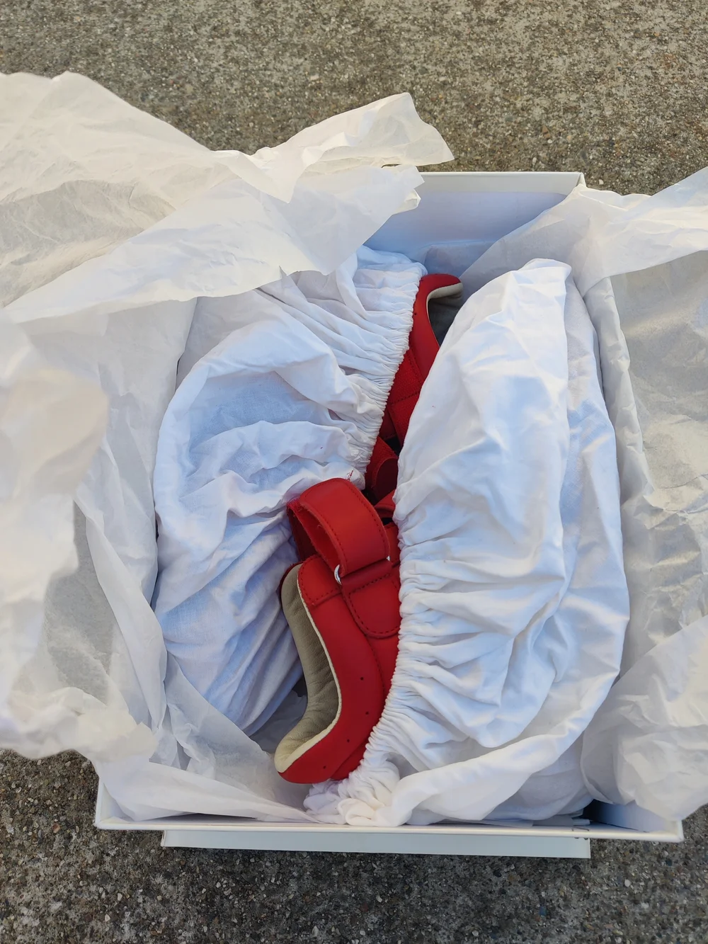 Maison Martin Margiela Red High-Top Velcro Sneakers MESSAGE MY NUMBER 5107534561